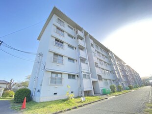 東仁川団地2号棟の物件外観写真